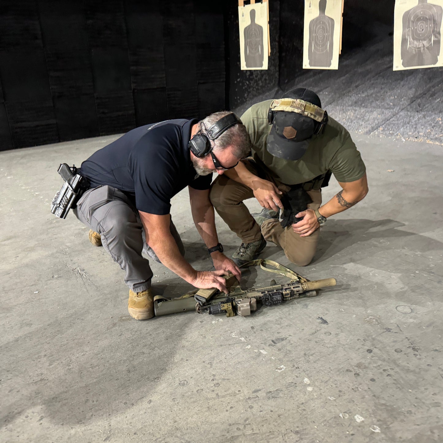Rifle 4 - Manipulations