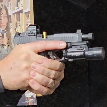 Handgun 4 - Manipulations
